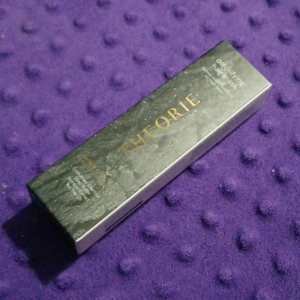 Theorie hair mask